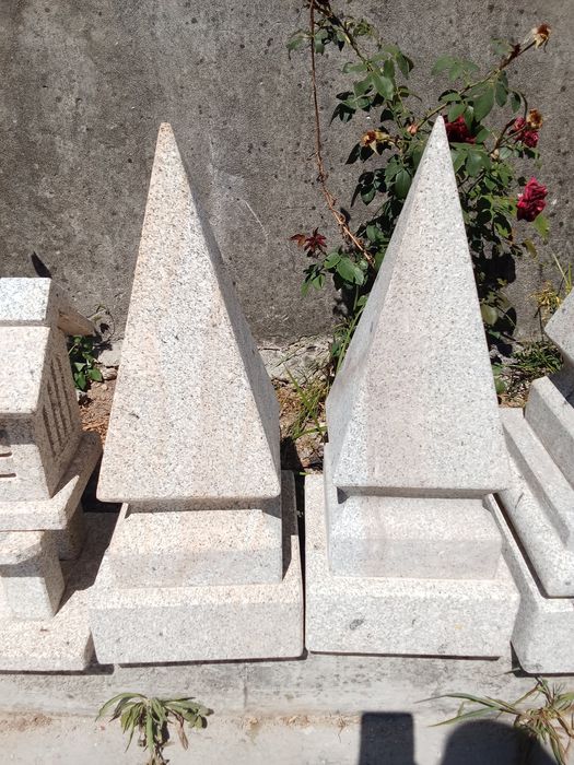 Pirâmides de granito