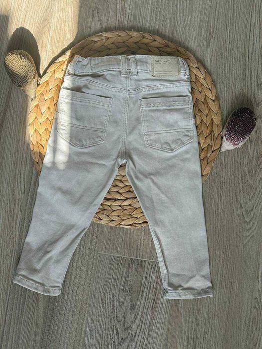 Дитячі джинси Zara