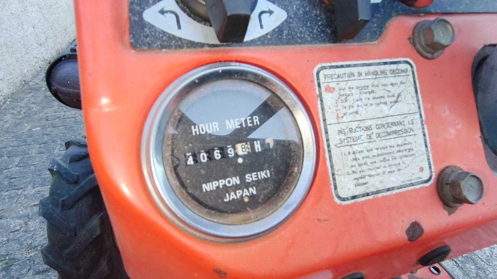Trator kubota 4x4