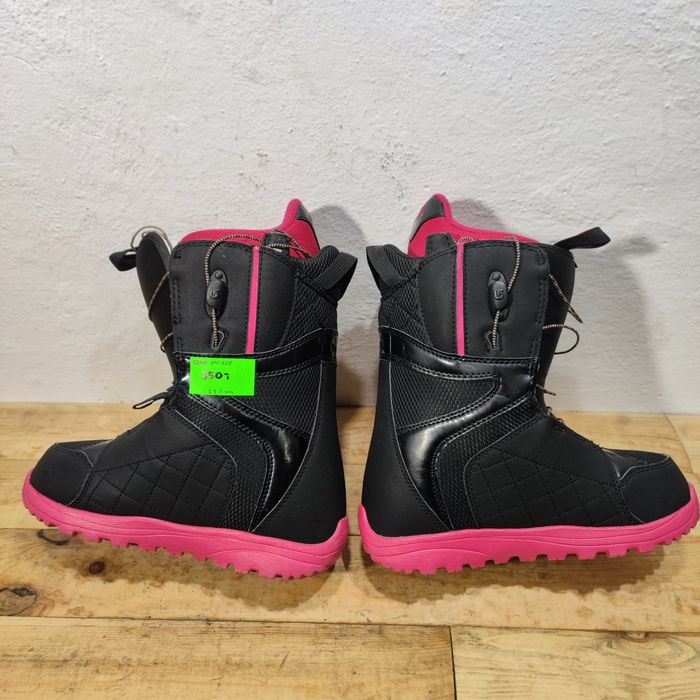 Nr 628 lekkie buty snowboardowe Burton Mint 23.5 cm stan idealny