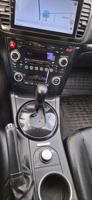 Subaru Outback 3.0 AWD symmetrical