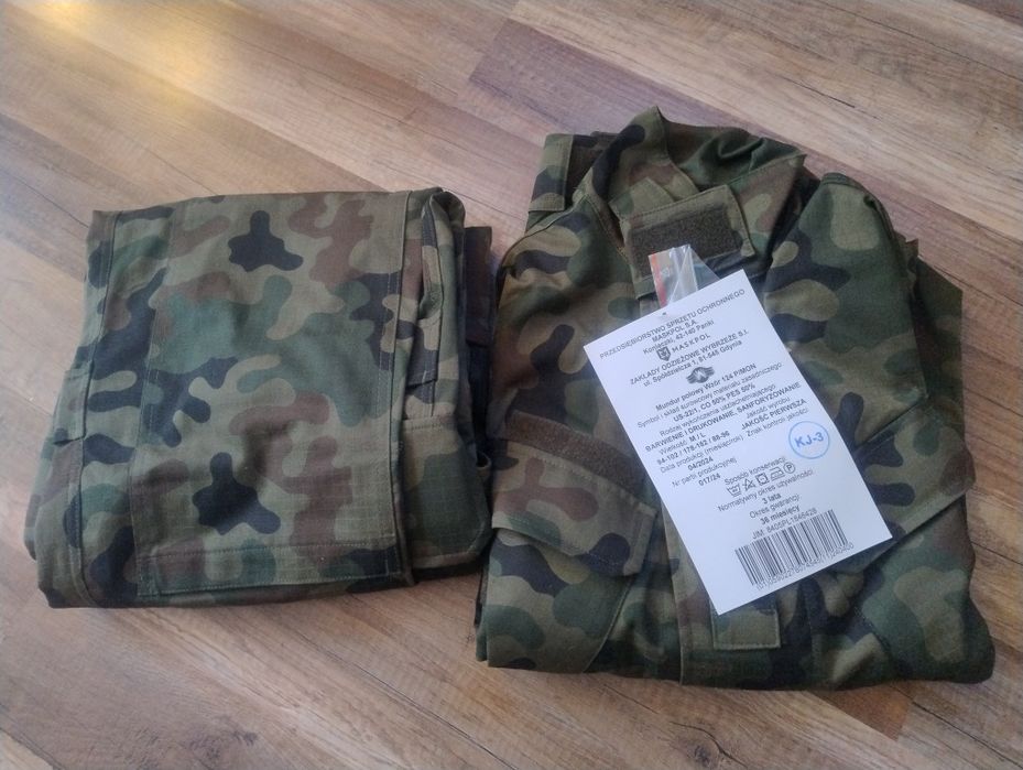 Mundur polowy wzór 124p