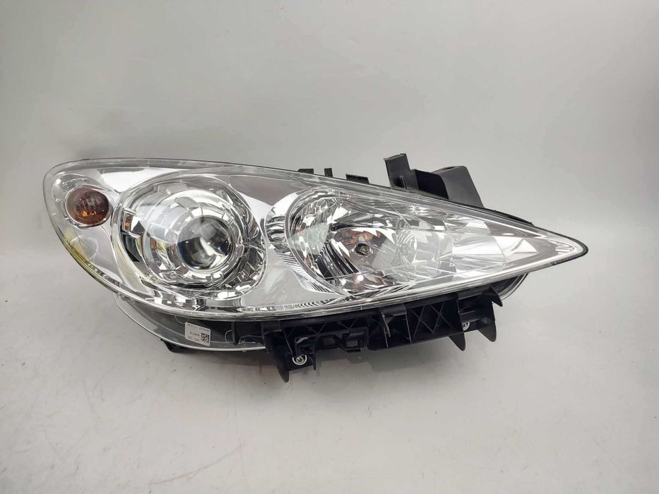 Lampa prawa nowa Peugeot 307 Lift NOWA przód przednia soczewka