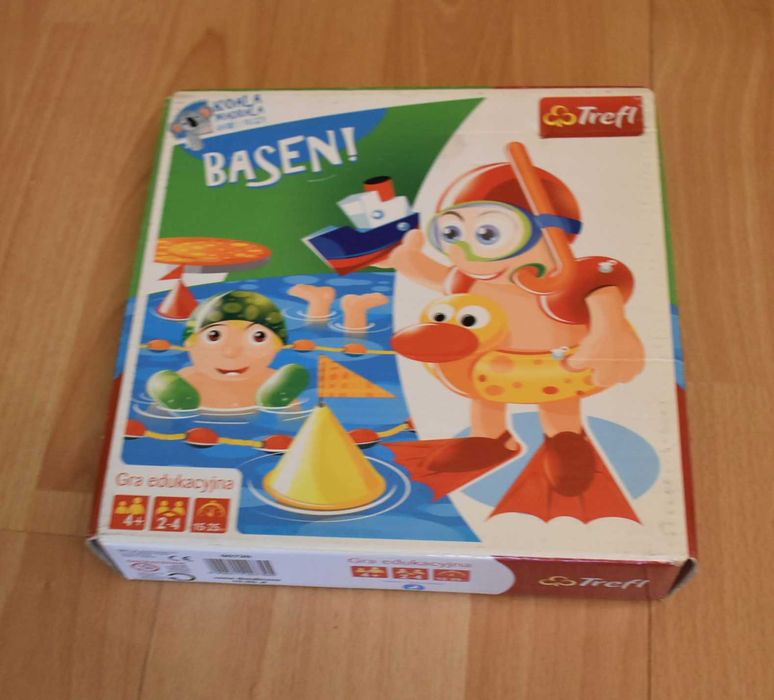 Basen, gra edukacyjna, dla dzieci od 4 lat, firma Trefl, 22x22x5 cm