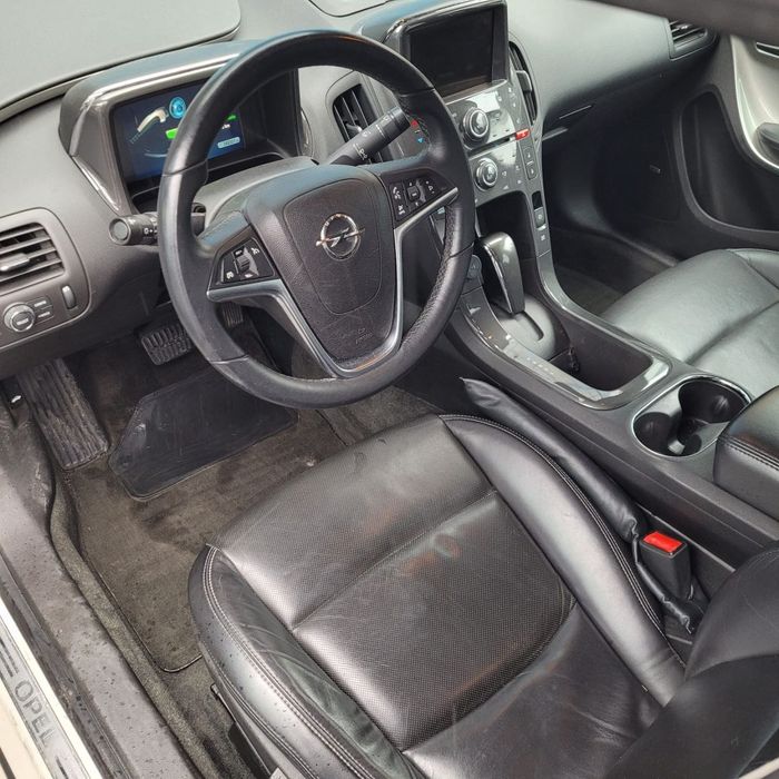 Opel Ampera