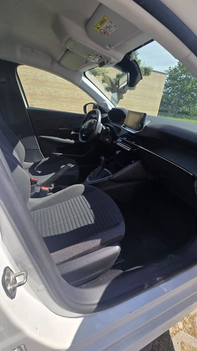 Peugeot 208 1.5hdi diesel 2022