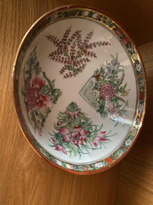 13 Chinese Porcelain Pieces429086334025748485