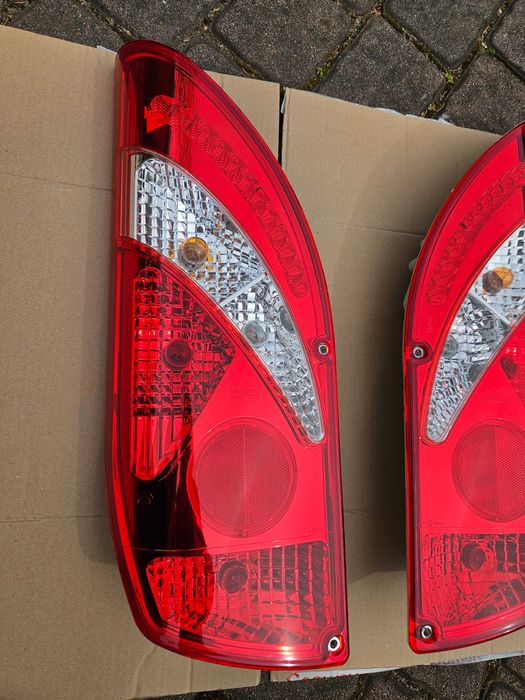Tylna lampa kamper Jokon prawa i lewa -Komplet