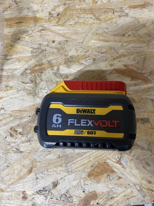 Батарея Батарейка Акамулятор Dewalt 6AH FLEXVOLT девольт