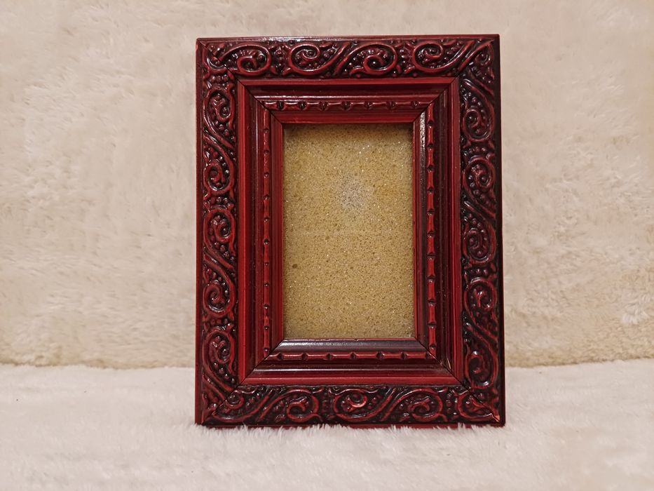 2 small frames64564138635139123