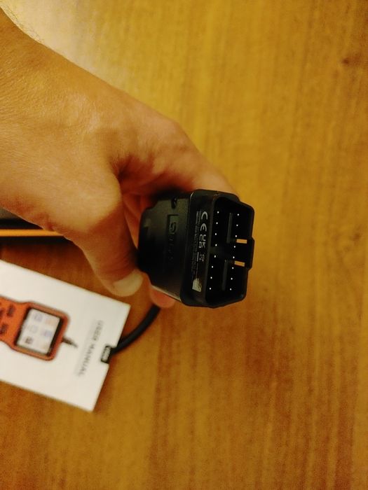 Автомобильный сканер obd 2 v500