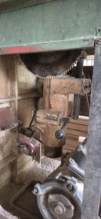 Деревоброні станки