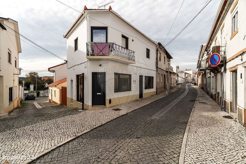 Moradia T4 para venda