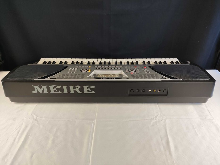 Piano / Teclado Mekie MK931