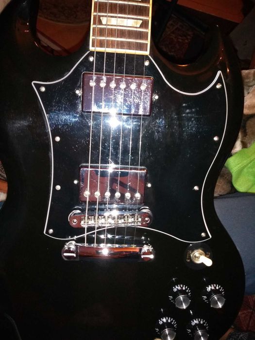 Sprzedam gitara elektryczna Gibson SG wersja limitowana