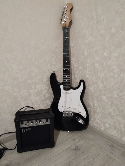 Електрогітара Deviser