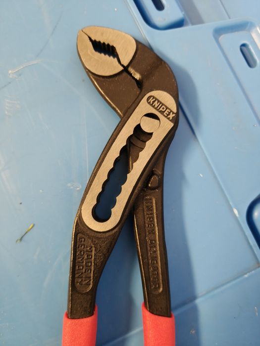 Knipex aligator 88-250