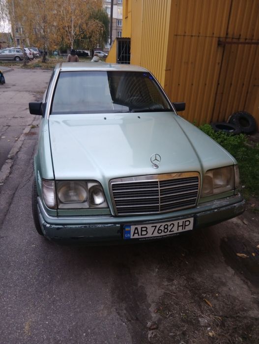 Здається в оренду дуже файний 124 мерс, дізель 2.5