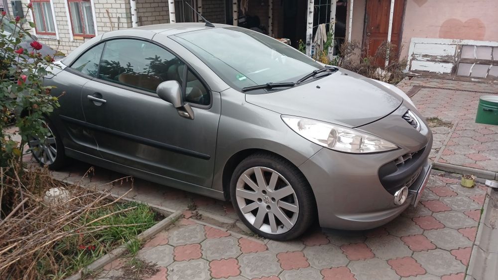 Продам автомобиль пежо 207 сс