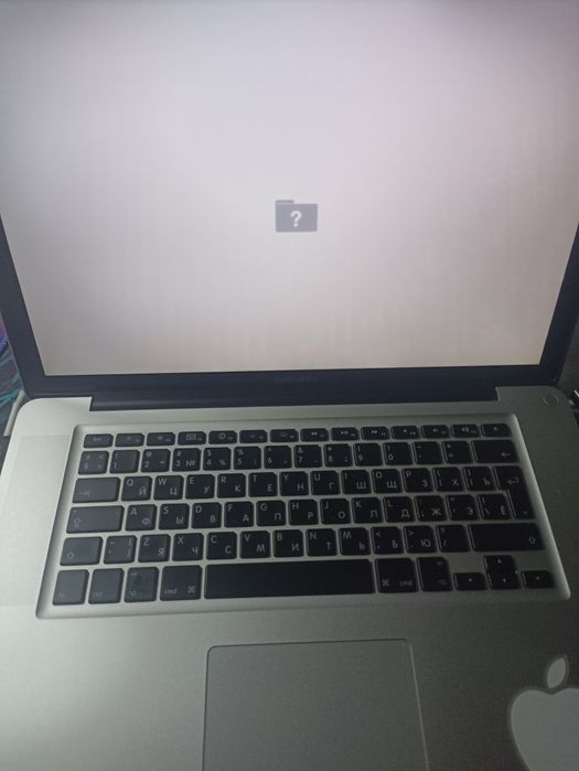 Макбук 15 pro(2011) i7 8 / 128 GB