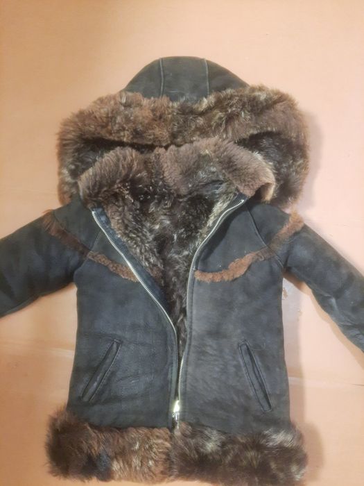 Дубленнка натуральная на 3-5 лет