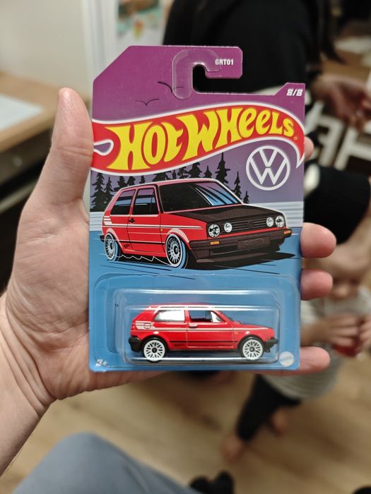 Hot wheels volkswagen golf MK2 volkswagen series 8/8 rocznik 2021