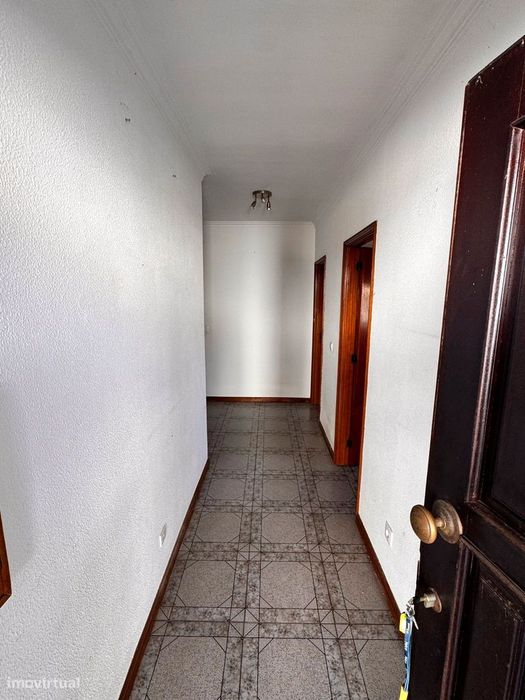 Andar de moradia T3 com garagem, em Ermesinde