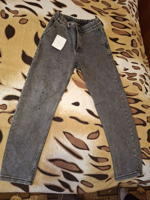 Джинси на дівчинку