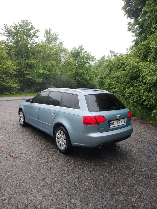Audi A4b7 2.0 бензин