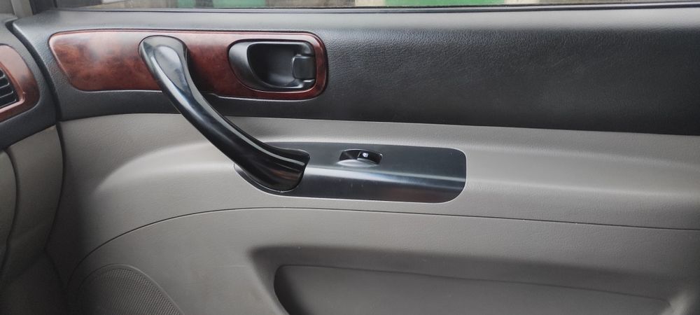 Авто Chevrolet Tacuma, 2005, автомат