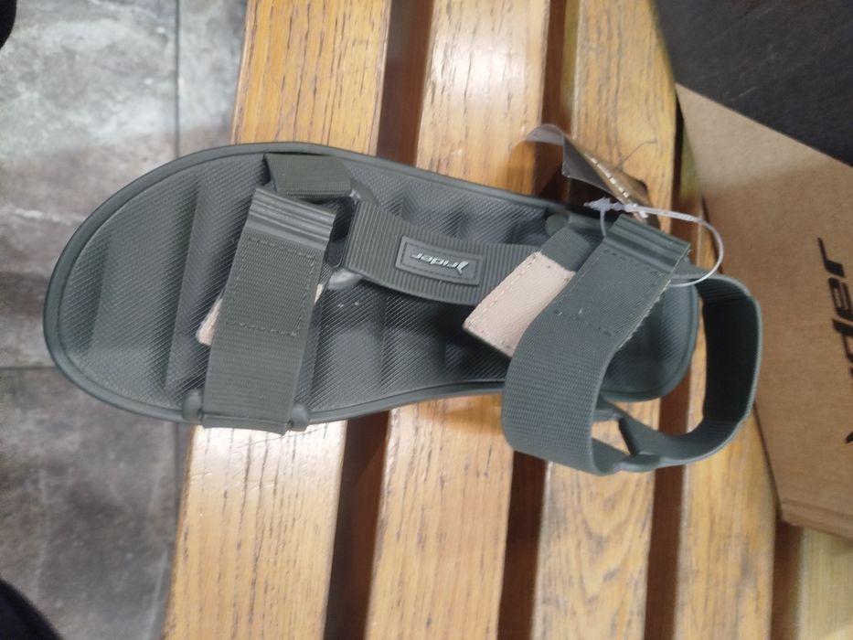 НОВІ Сандалі Rider!