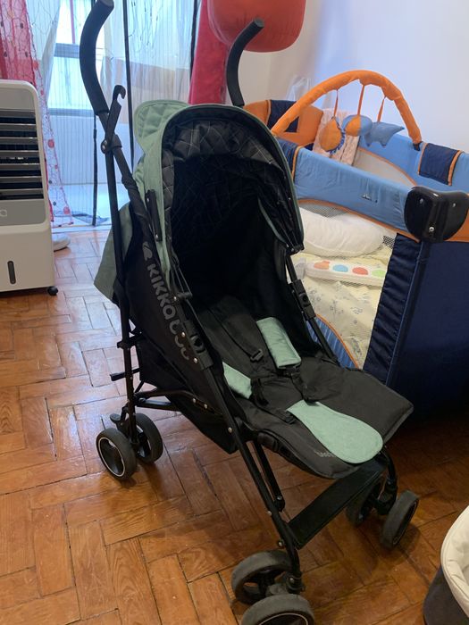 Carrinho de bebé passeio