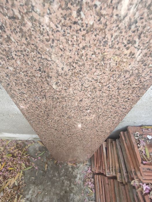 Pedra bancada Granito Rosa 125x35x0,3