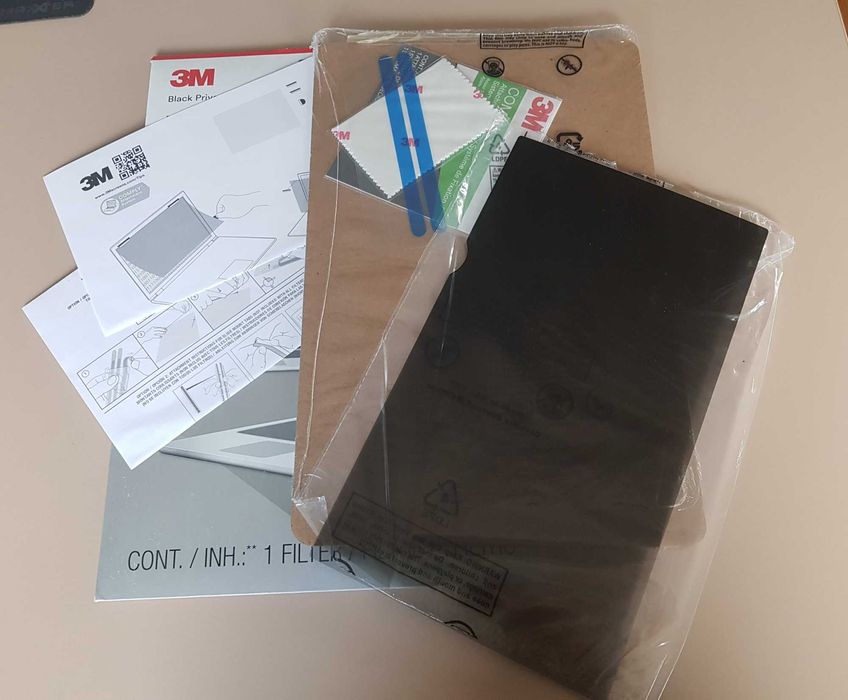 Filtr prywatyzujacy czarny 3M - monitor / laptop / ekran 14 cali