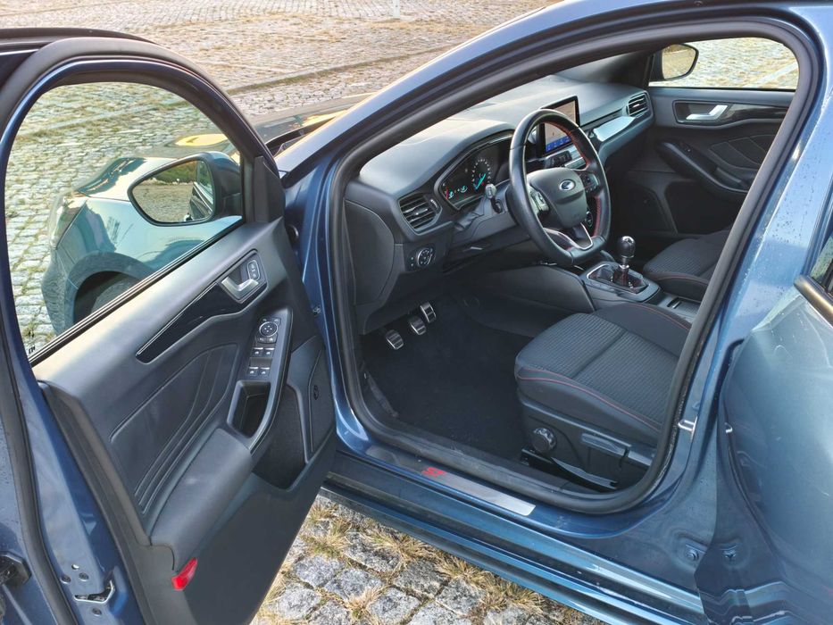 Ford Focus 1.0 125cv MHEV ST Line