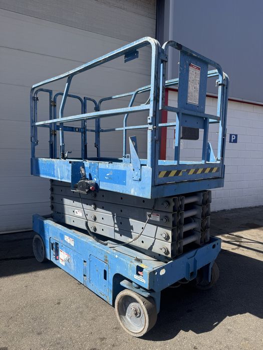 Plataforma Elevatoria 12mt (usada) Tesoura