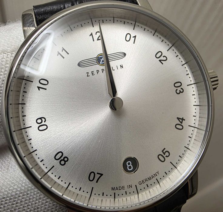 Жіночий годинник Zeppelin 8643-4 Made in Germany 36 mm