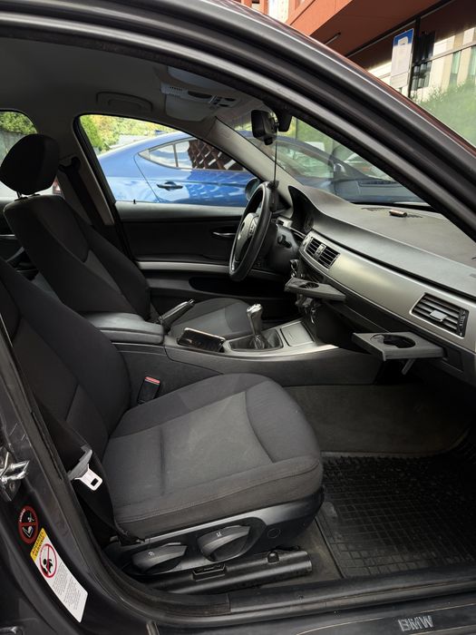 Bmw e90 2.0 benzyna+Lpg•sedan