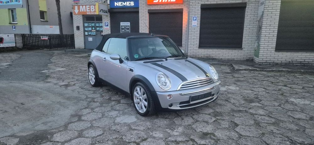 MINI Cooper Mini Cooper Cabrio/Recaro/ Herman Kardon/Alu r.17. NAVI/Full . Zobaxz!