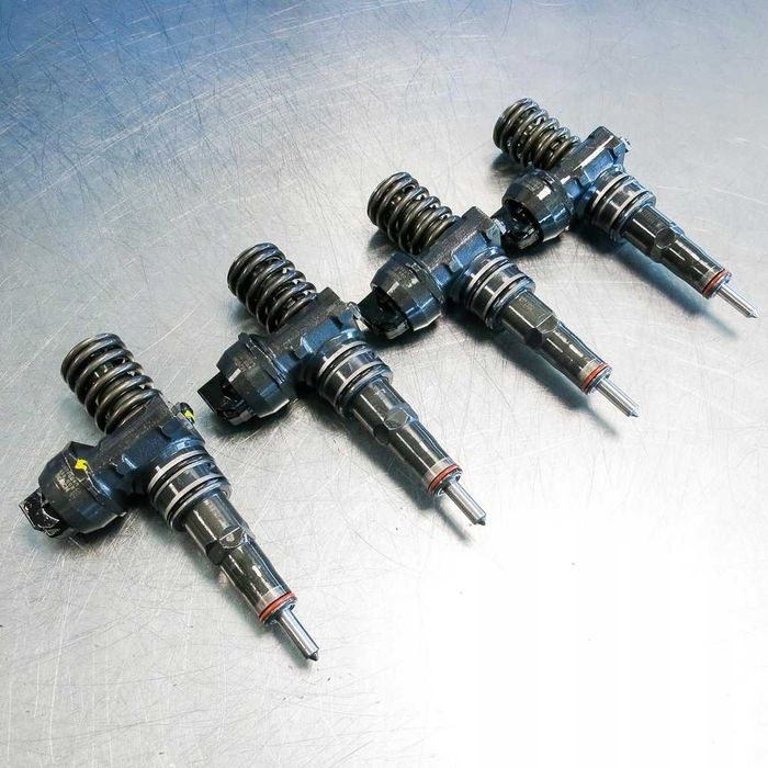 Форсунка Volkswagen Caddy 2.0 sdi Кадди 2.0 038130073AP 038130073BR