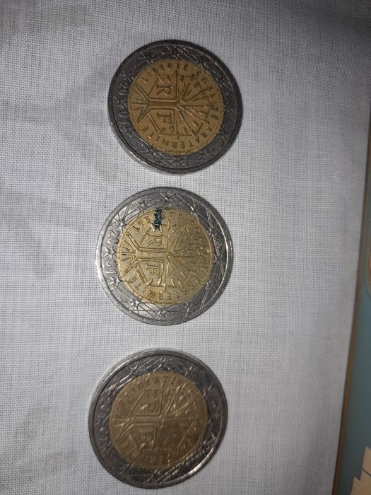 Moedas 2 euros erros cunhagem
