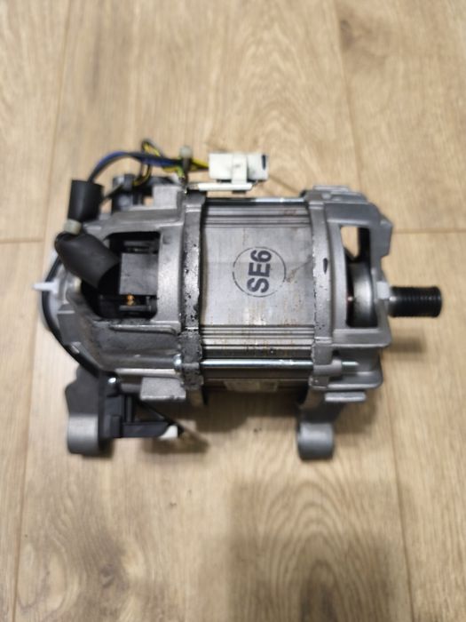 Silnik elektryczny pralki Beko