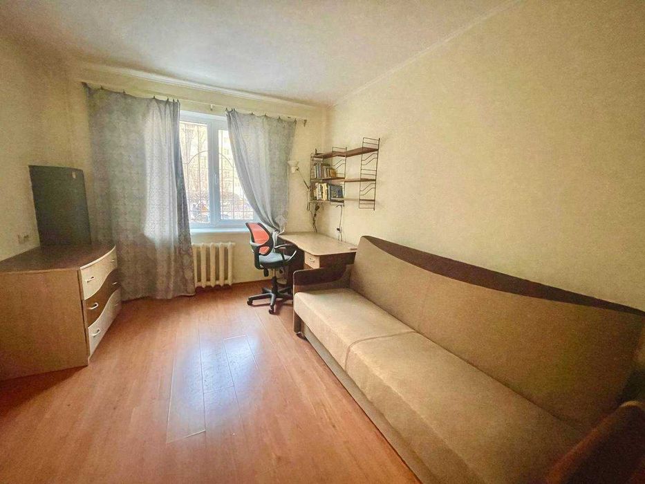 Продам 3-х комнатную квартиру ул. Калиновая.