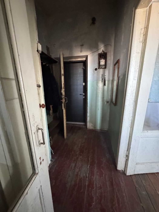 Продам 2 комнатную квартиру  с газом на Солнечном ж/м