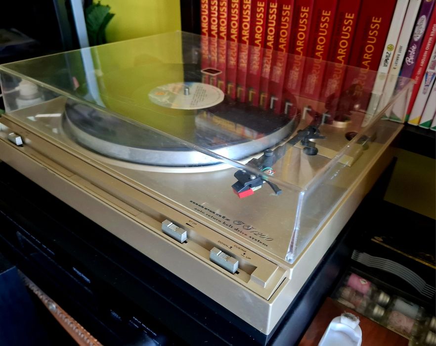 Marantz TT 1200 Giradiscos