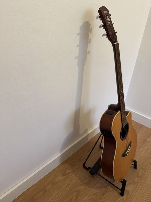 Yamaha guitar 6 string