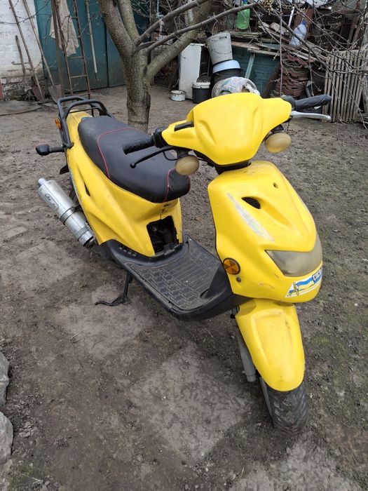 Скутер 50кубов ,