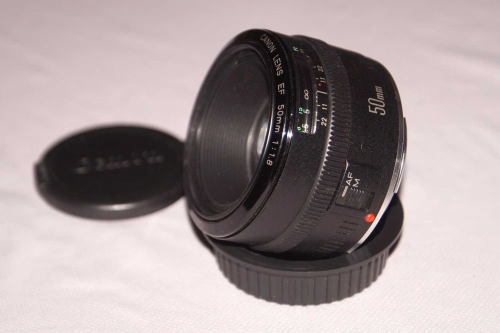 объектив canon 50мм 1,8 - купити фототехніку, відеотехніку - Ціна