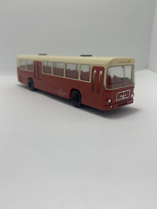 MAN Sü 240 da Herpa escala 1/87