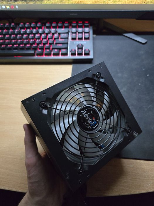 Блок питания KCAS 850G б/у